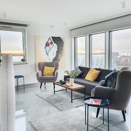 Capital Apartments - Towarowa Познань Экстерьер фото