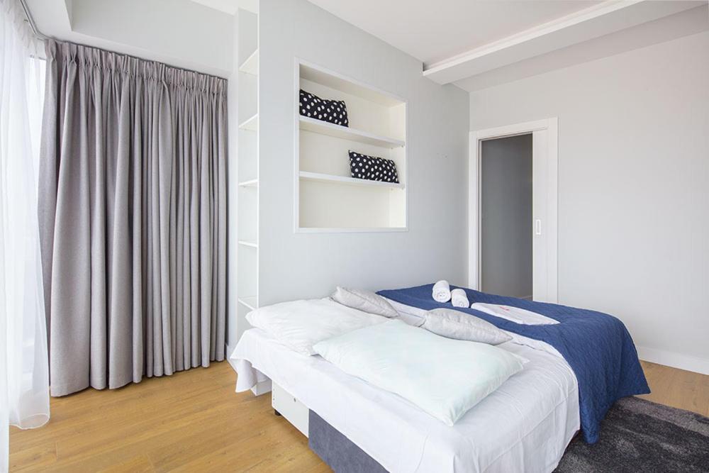 Capital Apartments - Towarowa Познань Экстерьер фото