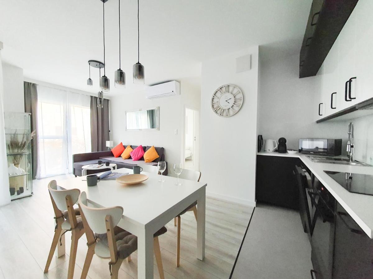 Capital Apartments - Towarowa Познань Экстерьер фото