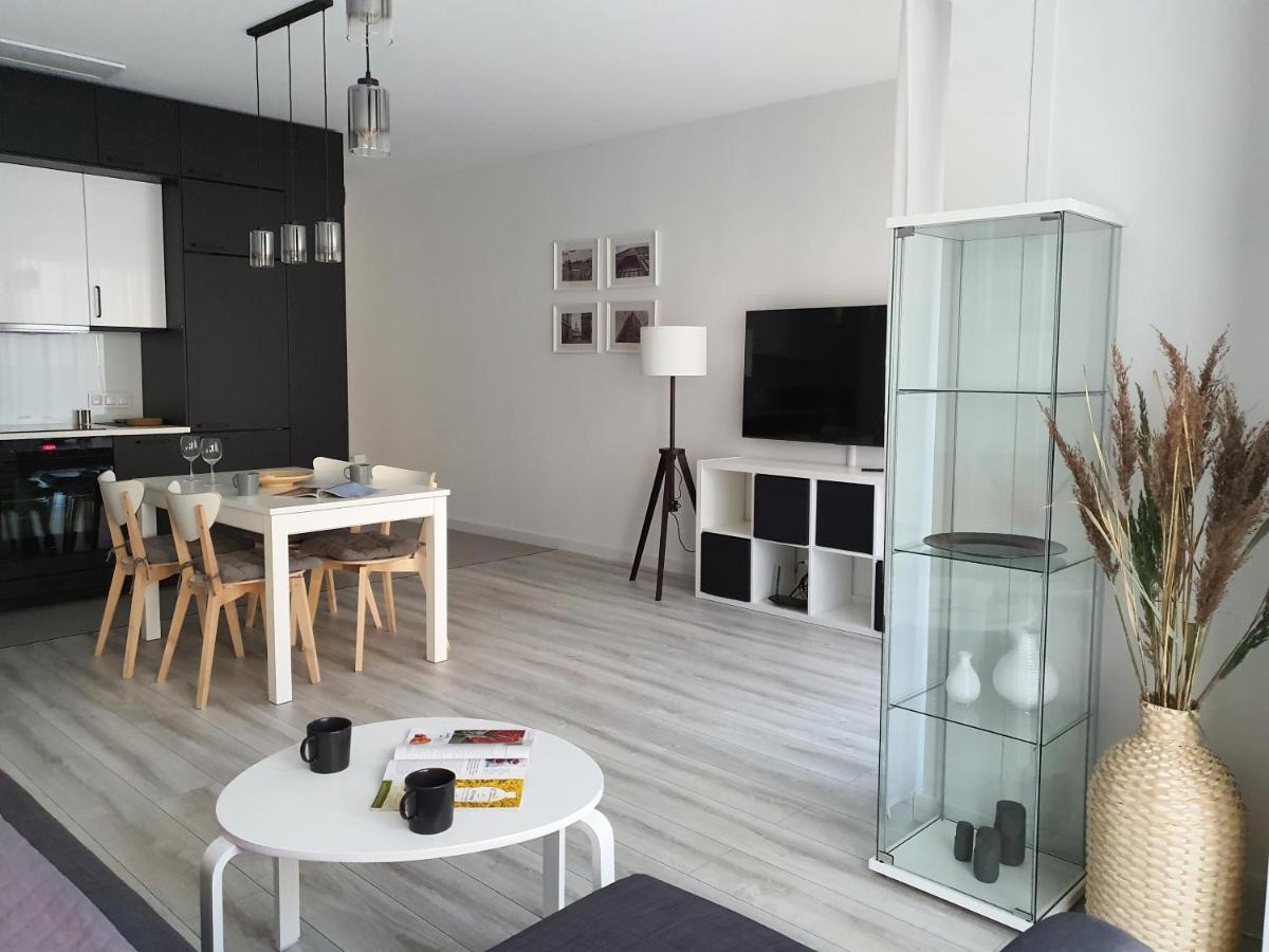 Capital Apartments - Towarowa Познань Экстерьер фото
