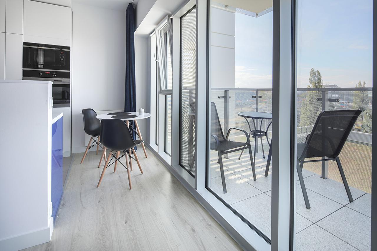 Capital Apartments - Towarowa Познань Экстерьер фото