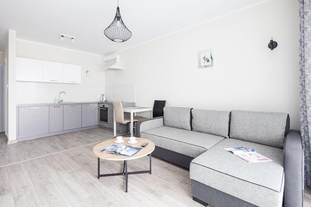 Capital Apartments - Towarowa Познань Экстерьер фото